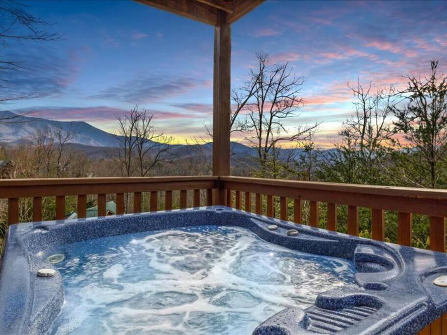 Breathtaking Views Of The Smokies, 3 Mins To Gatlinburg Βίλα Εξωτερικό φωτογραφία